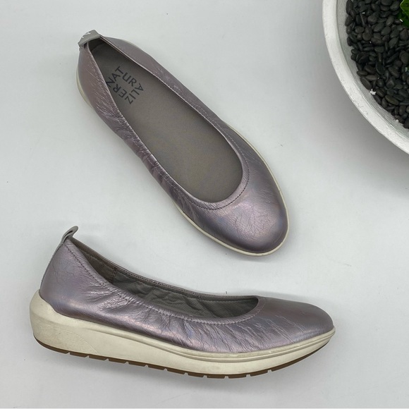 NATURALIZER PHILIPPA WOMENS LEATHER WEDGE BALLET FLATS in silver iridescent 8W - Picture 8 of 8